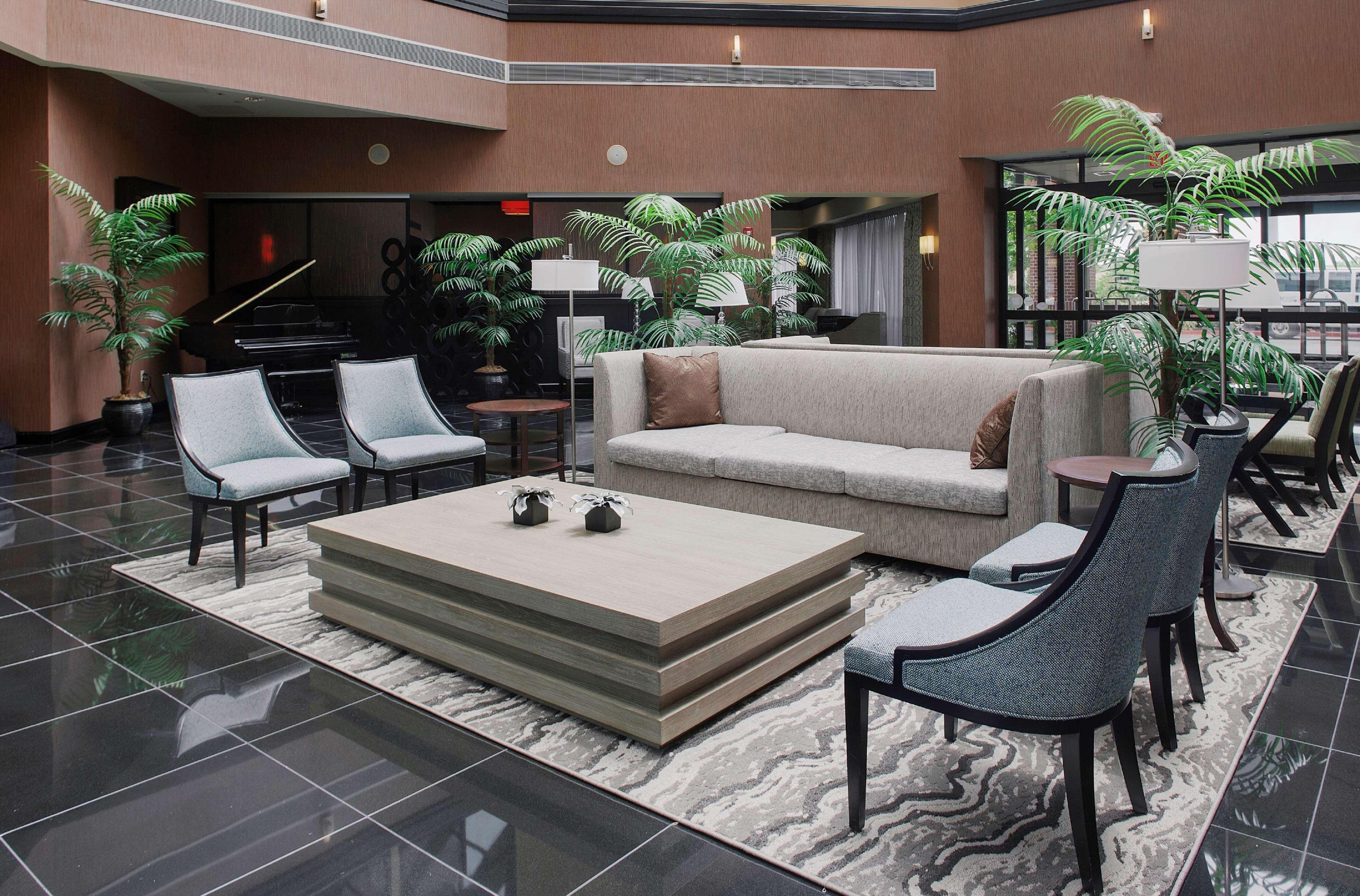 Doubletree Suites By Hilton Бентънвил Екстериор снимка