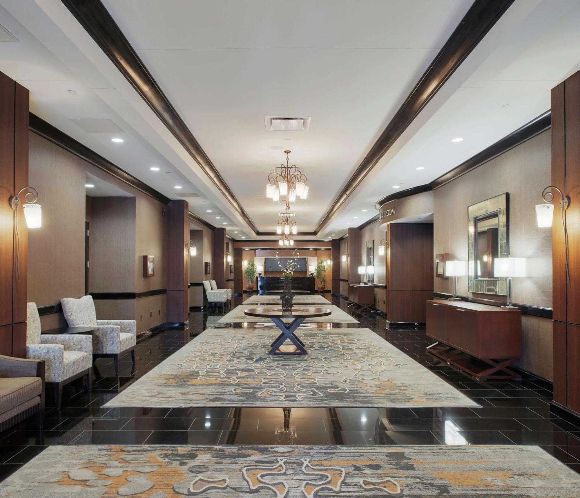Doubletree Suites By Hilton Бентънвил Екстериор снимка