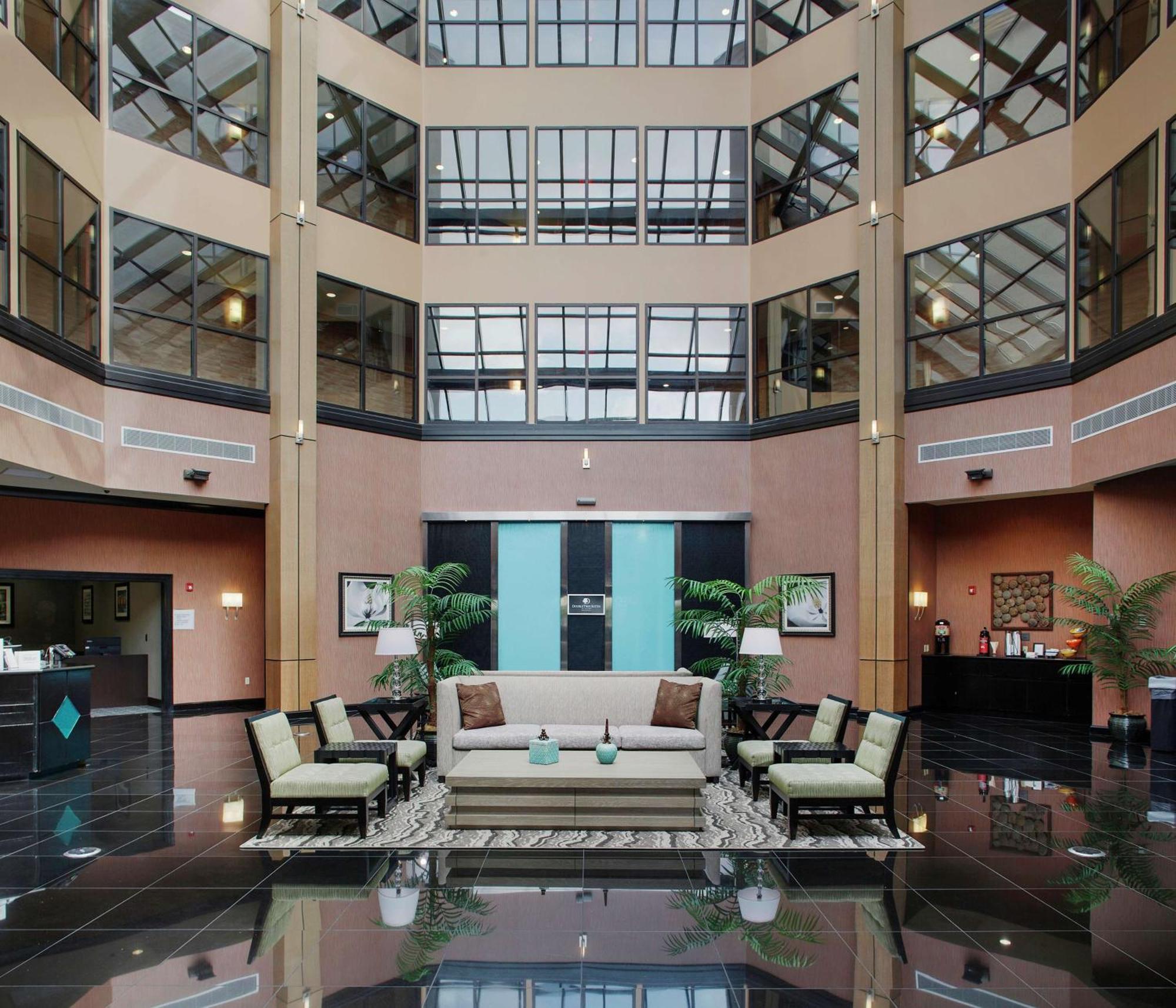 Doubletree Suites By Hilton Бентънвил Екстериор снимка
